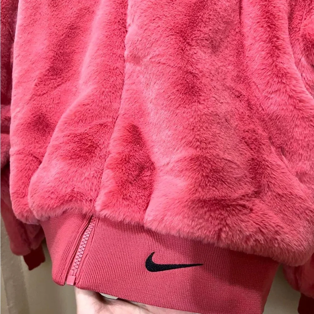 Nike Women’s Faux Fur Sportswear Pink Jacket - Picture 7 of 14